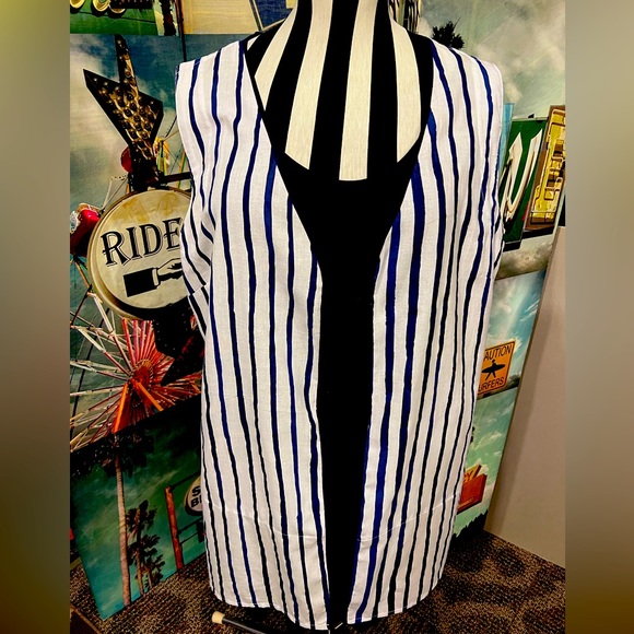 Cotton vest with inner pockets from England - Picture 2 of 6